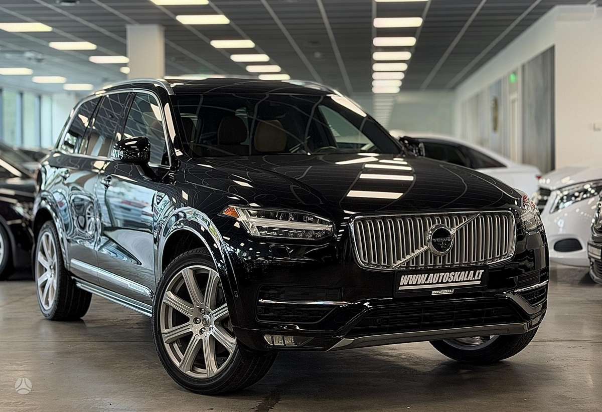 Volvo XC90 - 9