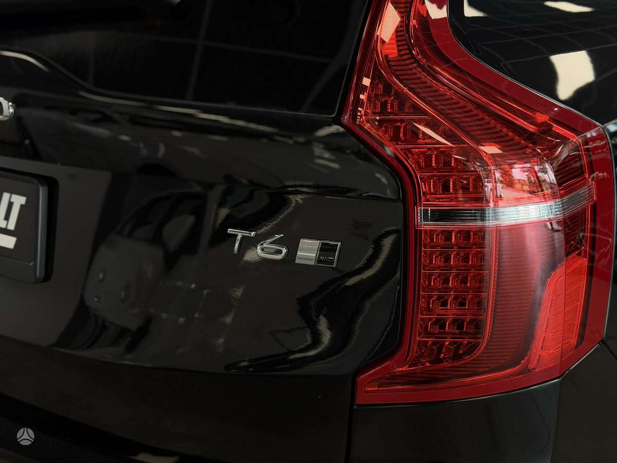 Volvo XC90 - 12
