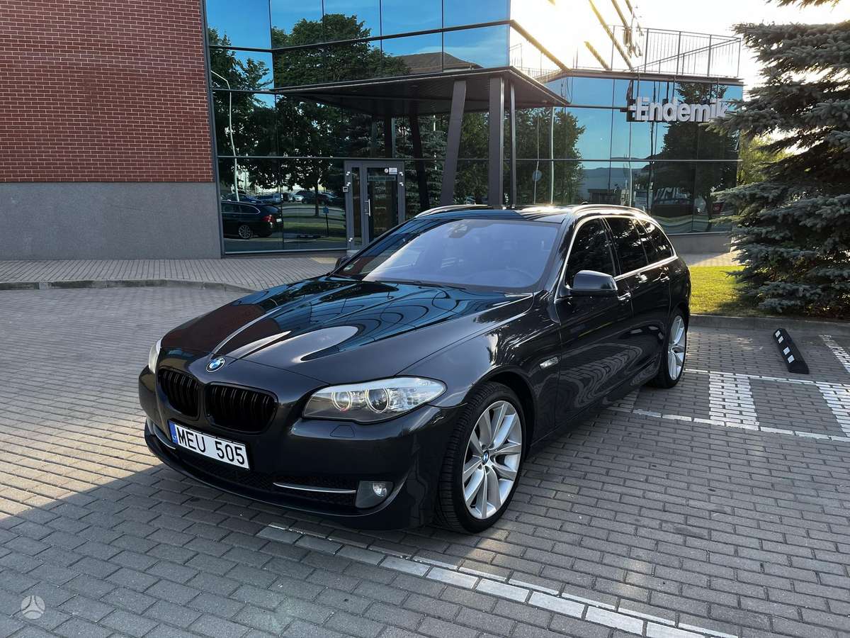 BMW 520, 2.0 l., wagon