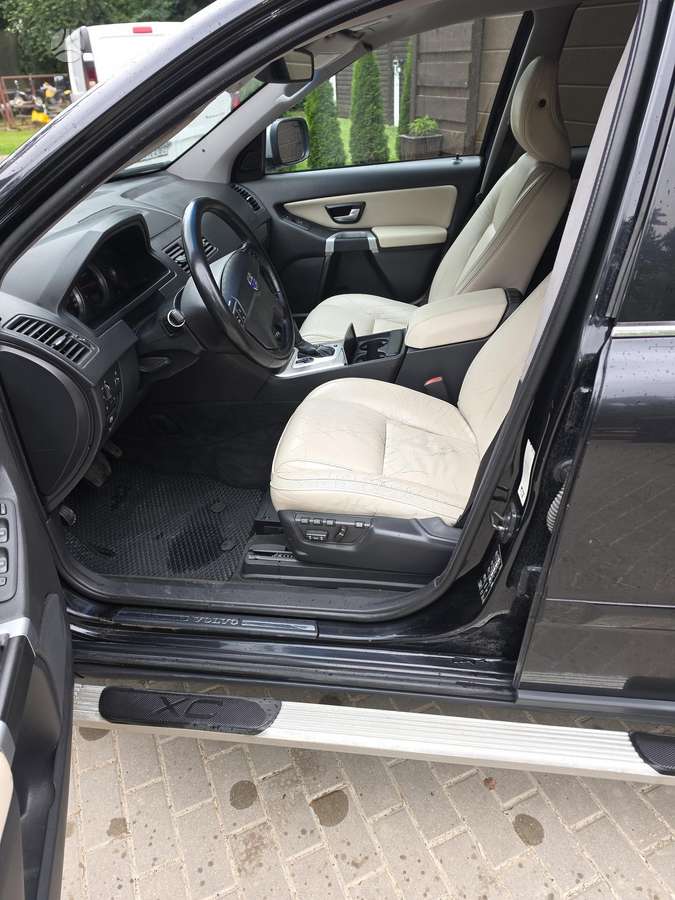 Volvo XC90 - 5