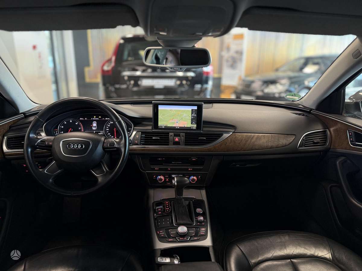 Audi A6, 2.0 l., Седан