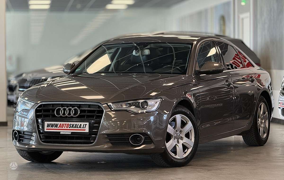 Audi A6, 2.0 l., Седан