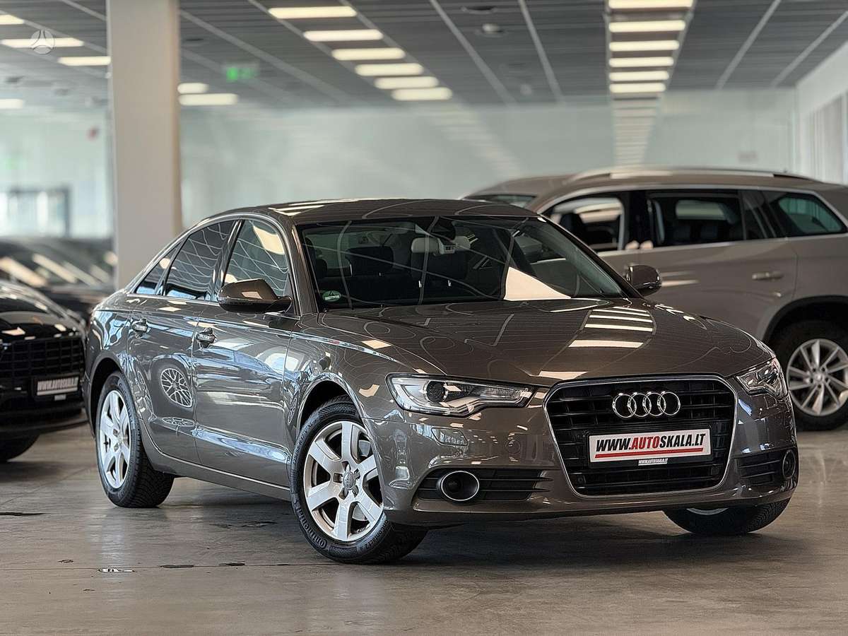 Audi A6, 2.0 l., Седан