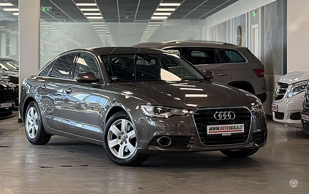 Audi A6, 2.0 l., Седан