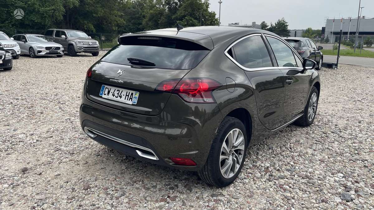 Citroen DS4, 1.6 l., hatchback