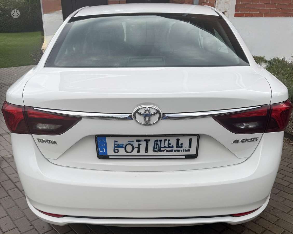 Toyota Avensis - 3