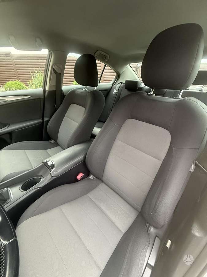 Toyota Avensis - 7