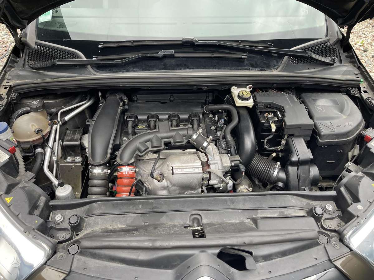 Citroen DS4, 1.6 l., hatchback