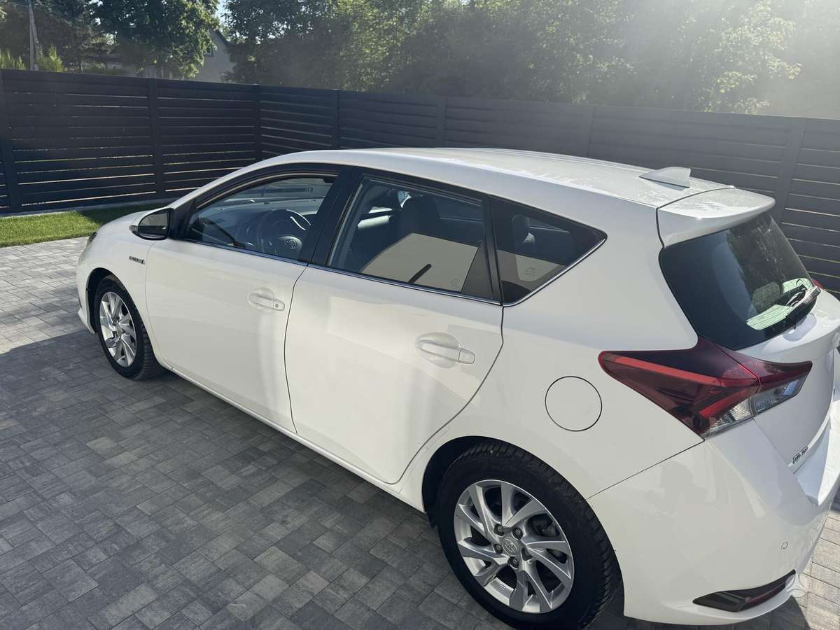Toyota Auris - 3