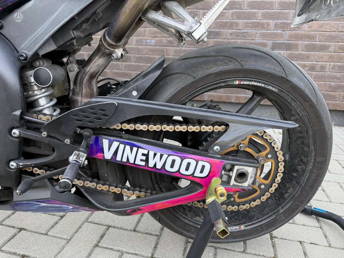 Yamaha R1 998cc, superbikes
