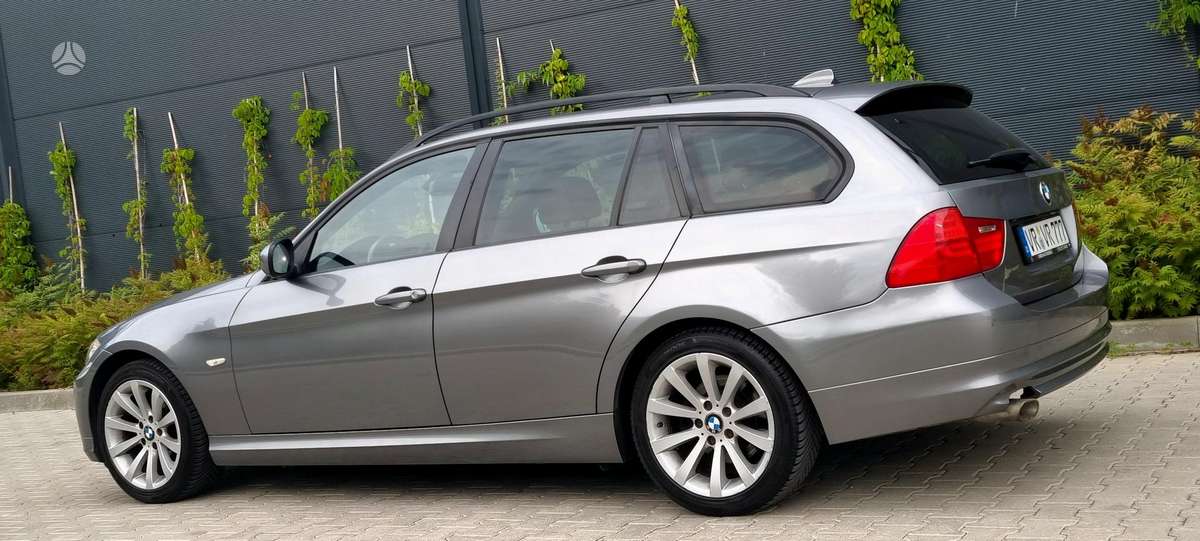 BMW 320, 2.0 l., Хэтчбек