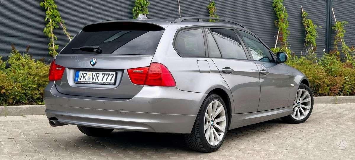 BMW 320, 2.0 l., Хэтчбек