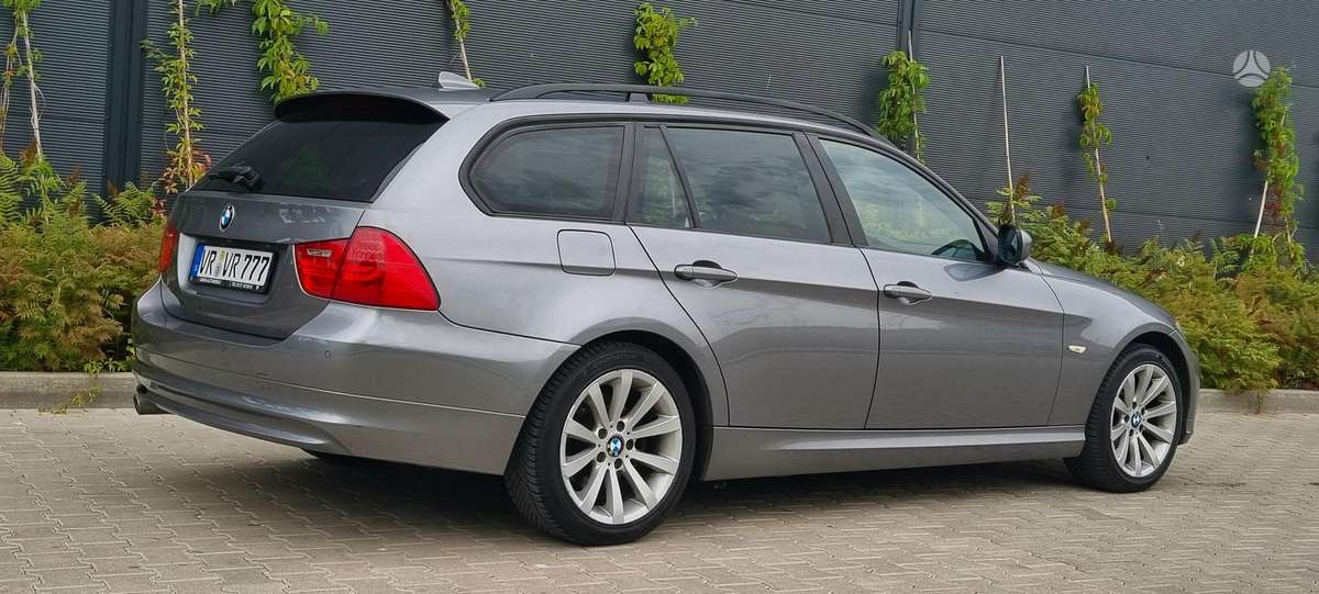 BMW 320, 2.0 l., Хэтчбек