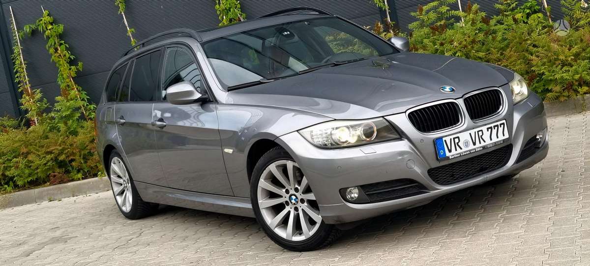 BMW 320, 2.0 l., Хэтчбек
