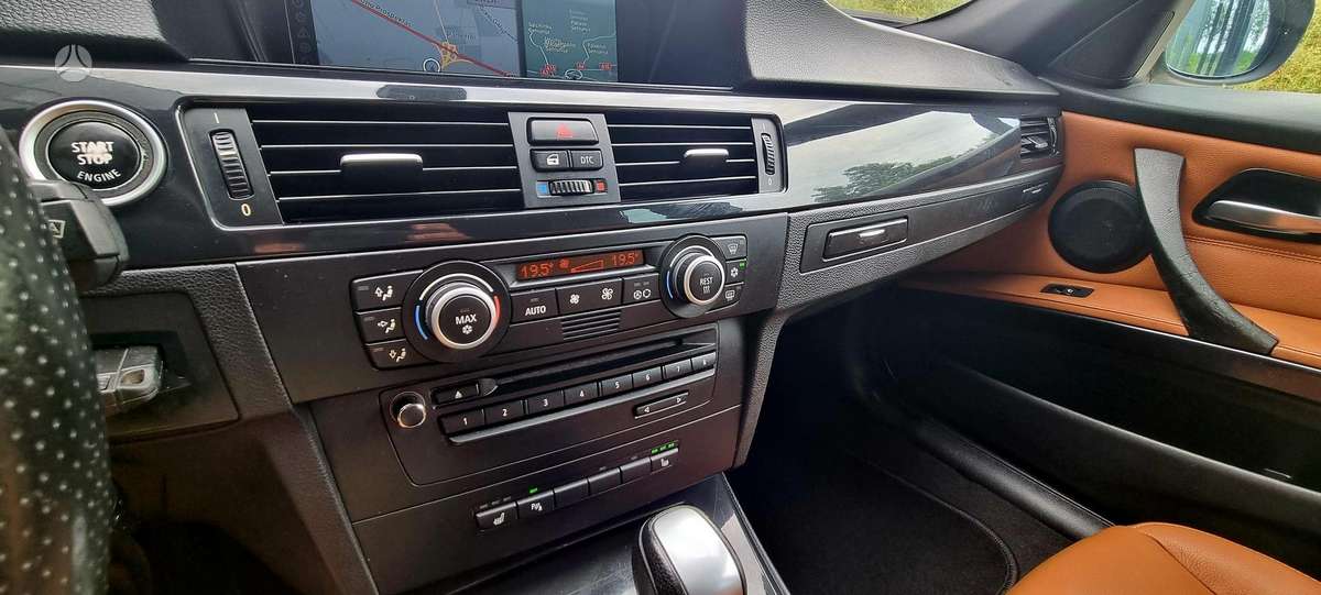 BMW 320, 2.0 l., Хэтчбек