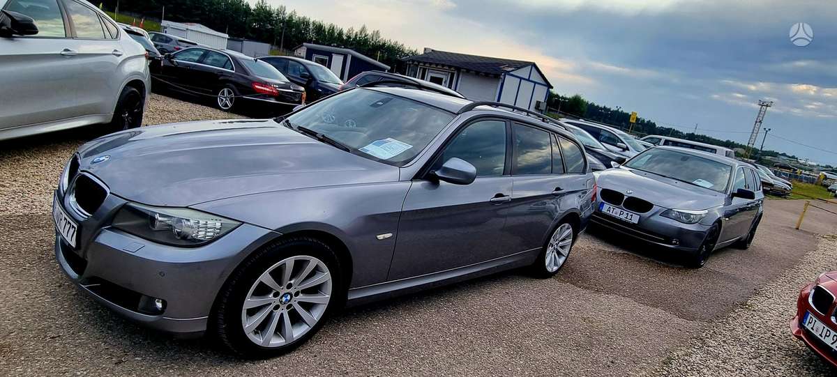 BMW 320, 2.0 l., Хэтчбек