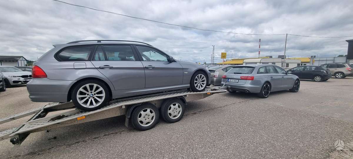 BMW 320, 2.0 l., Хэтчбек