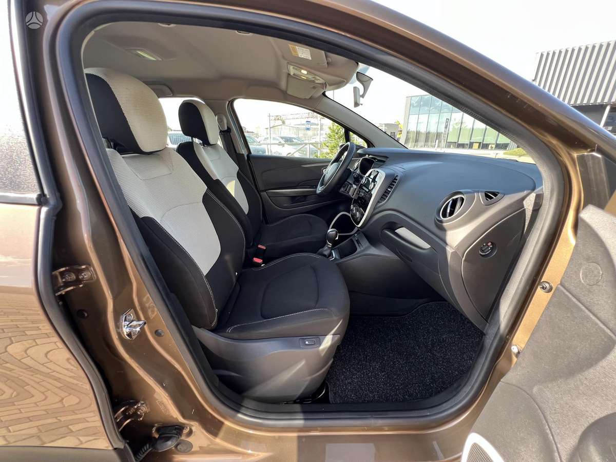 Renault Captur, 1.2 l., hatchback