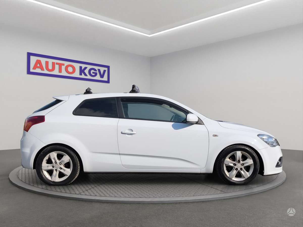 Kia Ceed, 1.6 l., coupe