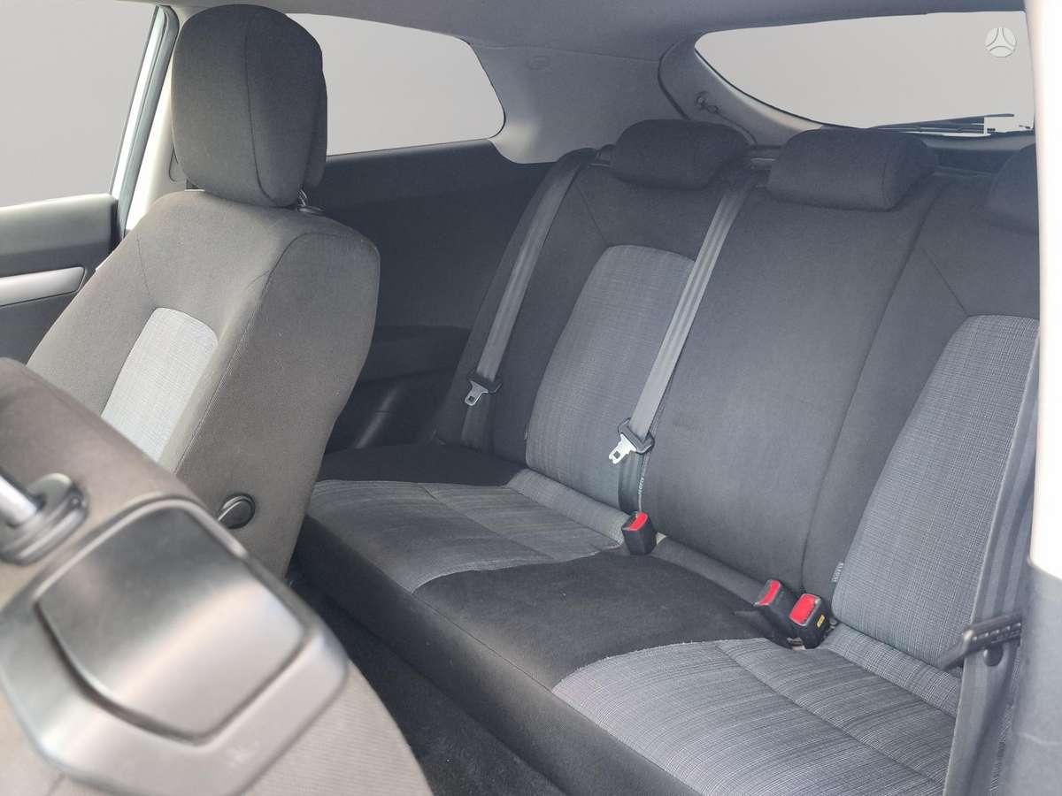 Kia Ceed, 1.6 l., Купе (coupe)