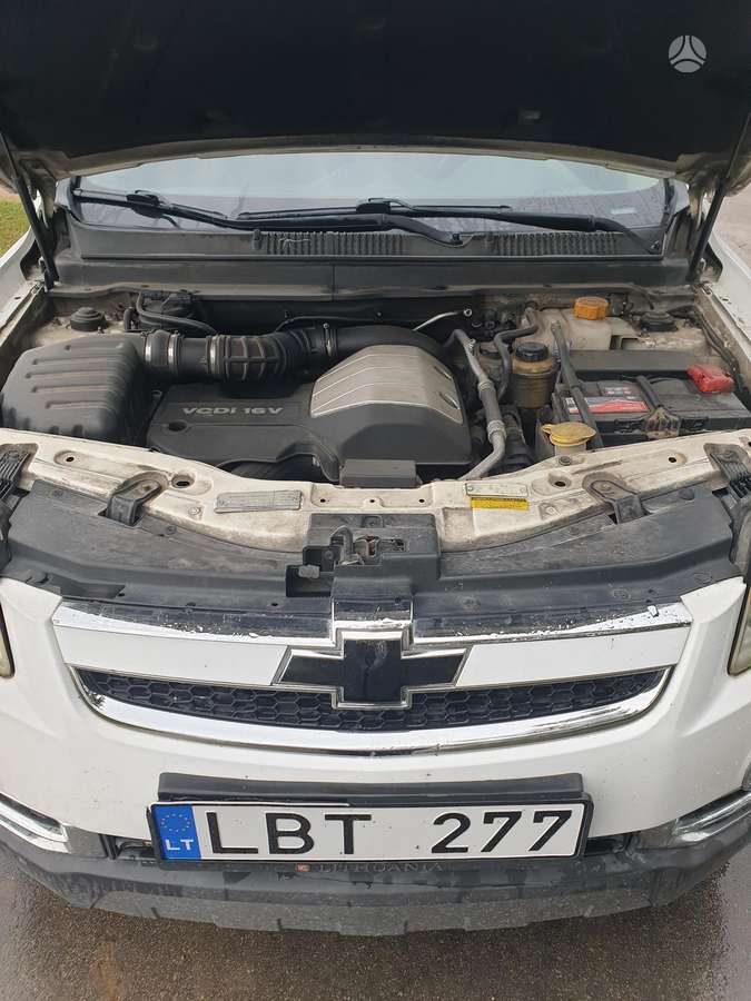 Chevrolet Captiva, off-road / crossover