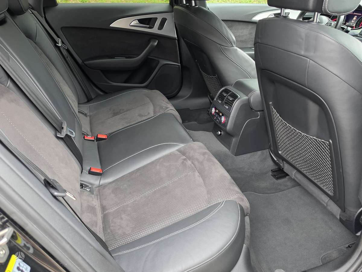 Audi A6, 2.0 l., Седан