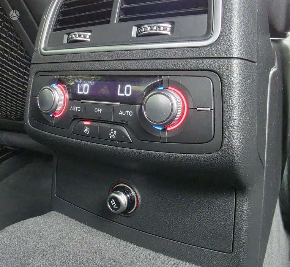 Audi A6, 2.0 l., Седан