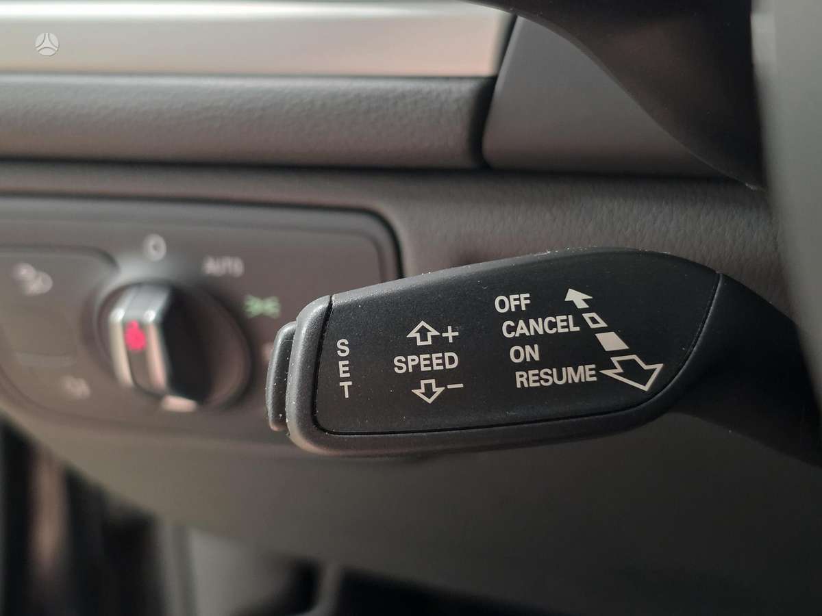 Audi A6, 2.0 l., Седан