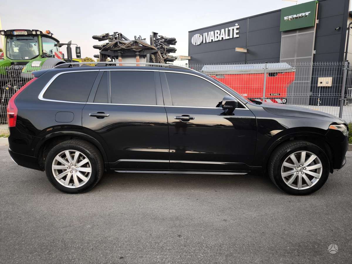 Volvo XC90 - 6