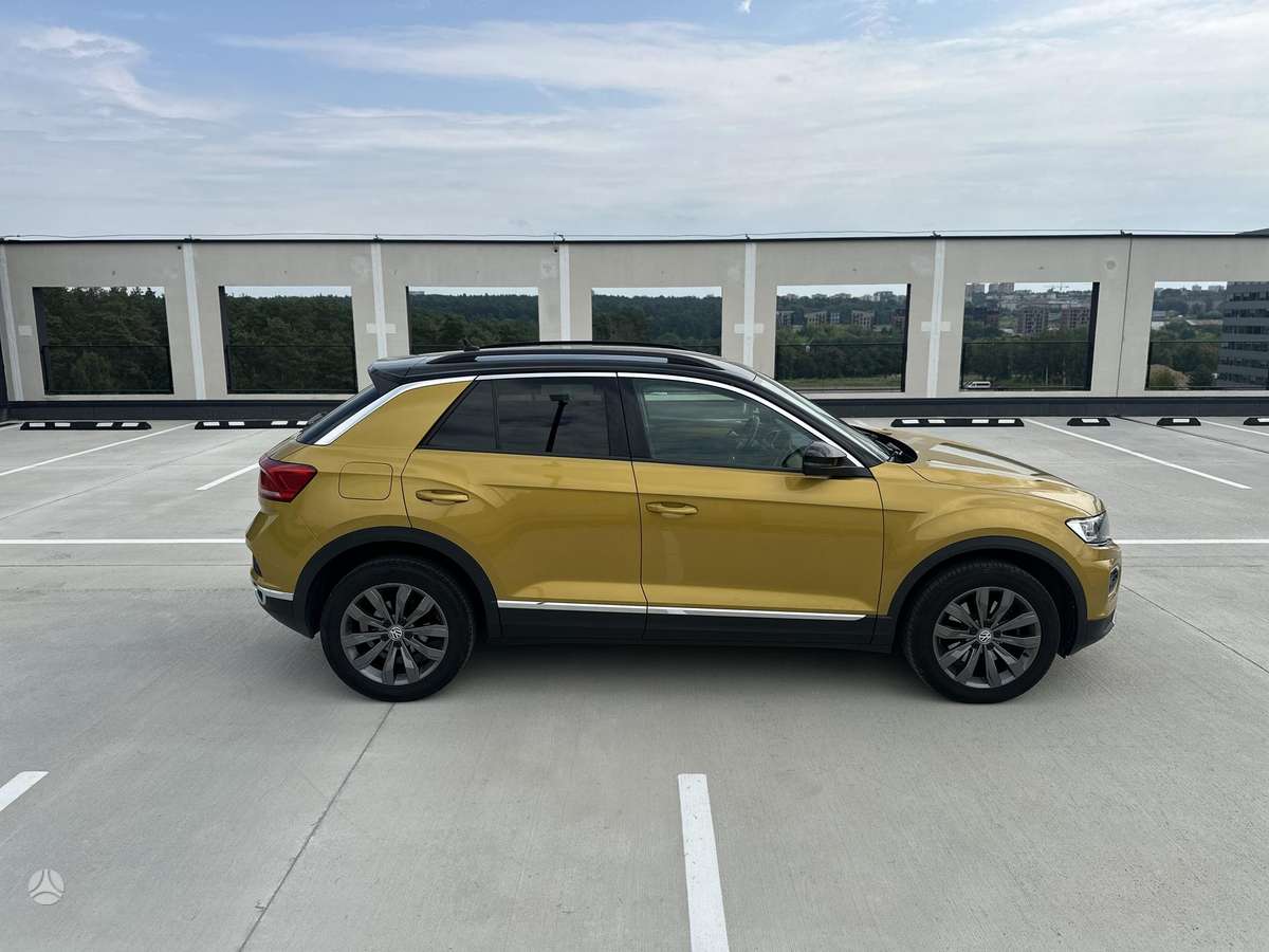 Volkswagen T-Roc - 4