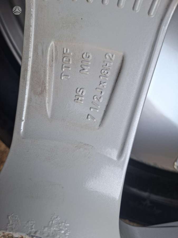 Dezent 7.5J ET50 67,1, light alloy, R18
