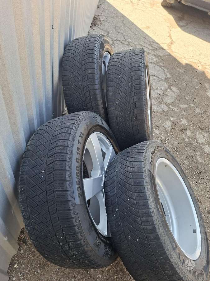Dezent 7.5J ET50 67,1, light alloy, R18