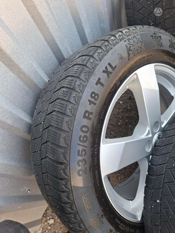 Dezent 7.5J ET50 67,1, light alloy, R18