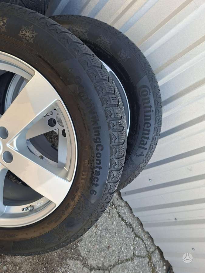 Dezent 7.5J ET50 67,1, light alloy, R18