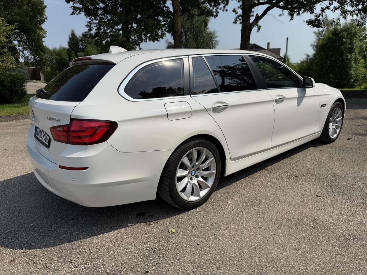 BMW 520, 2.0 l., Универсал