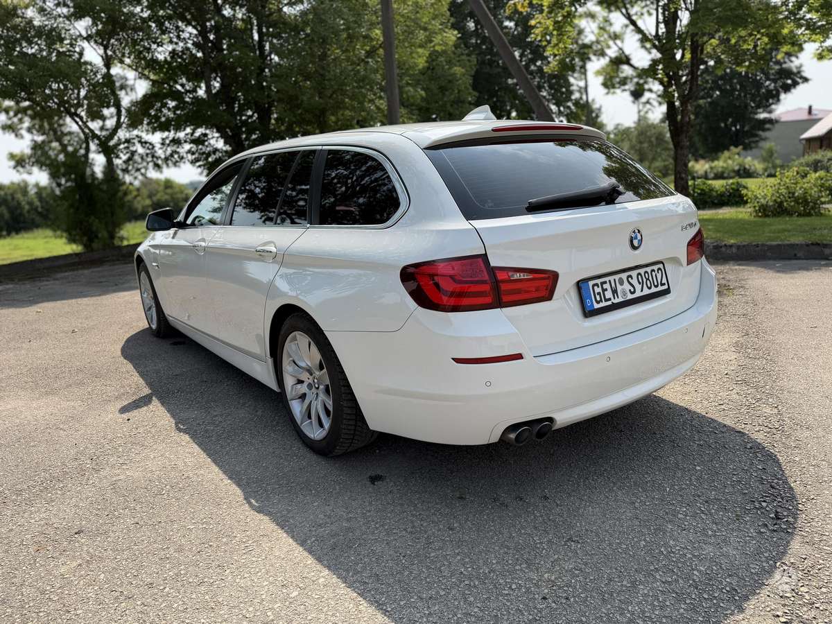 BMW 520, 2.0 l., Универсал