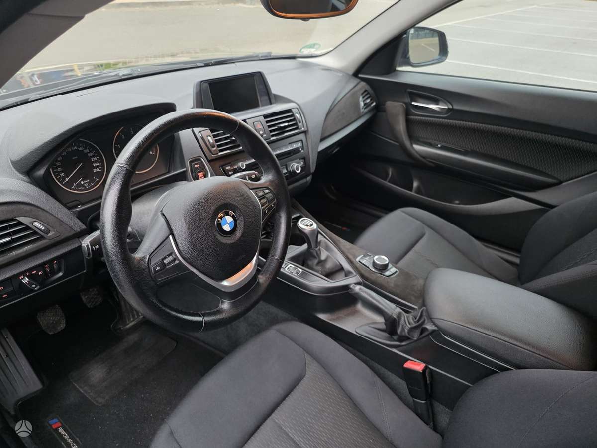 BMW 116, 1.6 l., hatchback