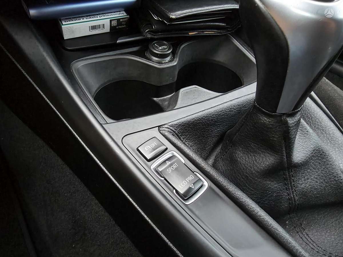 BMW 116, 1.6 l., hatchback