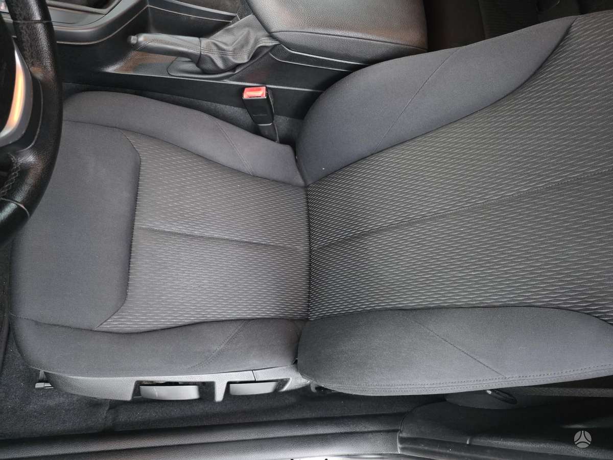 BMW 116, 1.6 l., hatchback