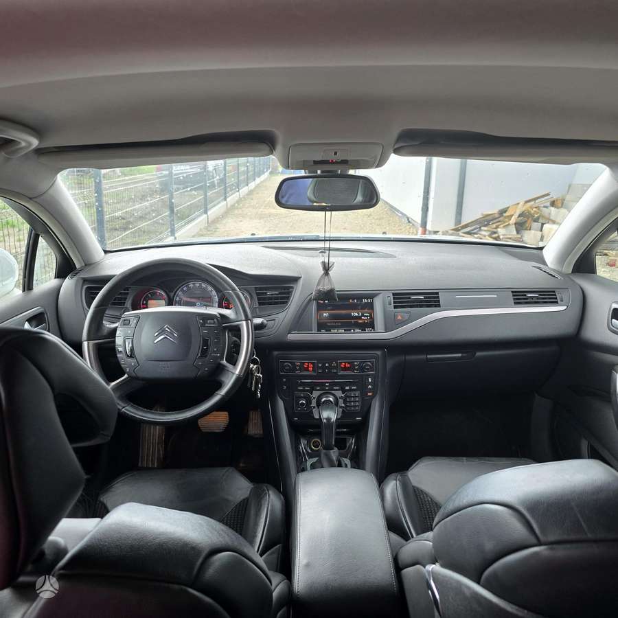 Citroen C5, 2.2 l., Седан