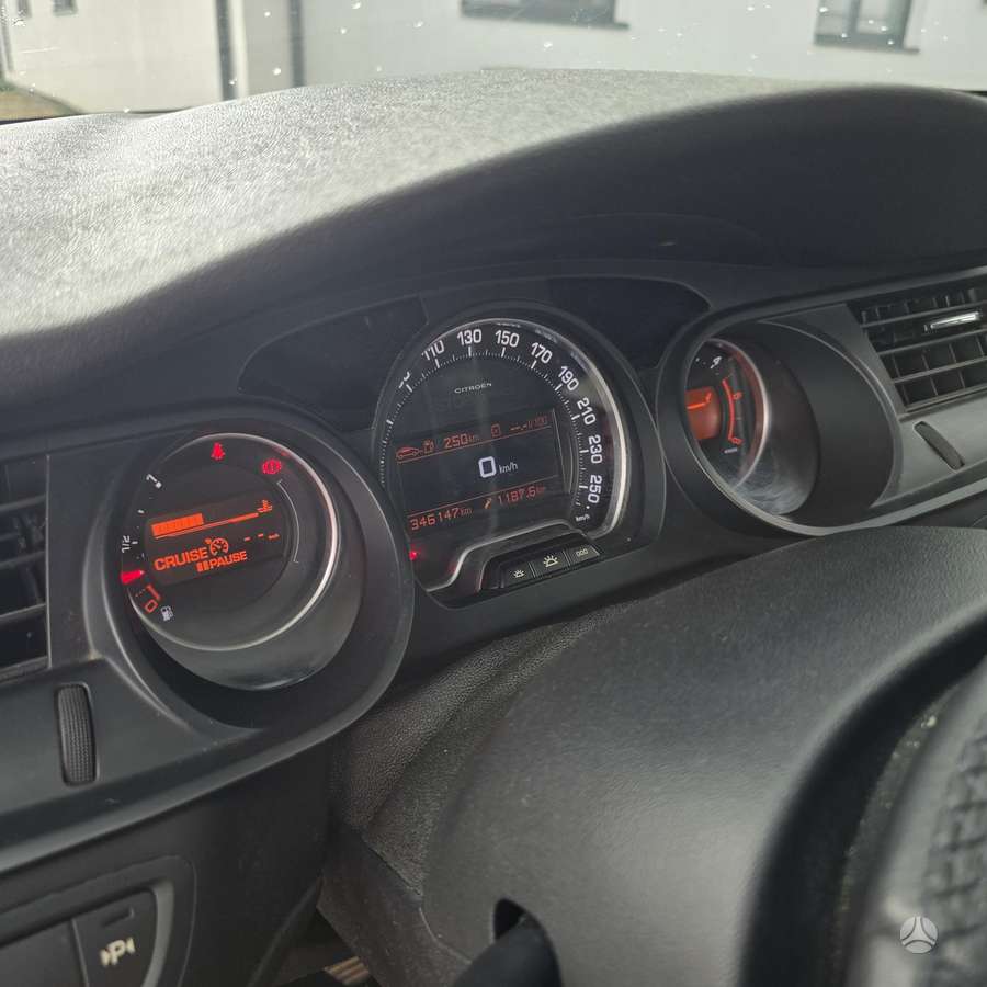 Citroen C5, 2.2 l., Седан
