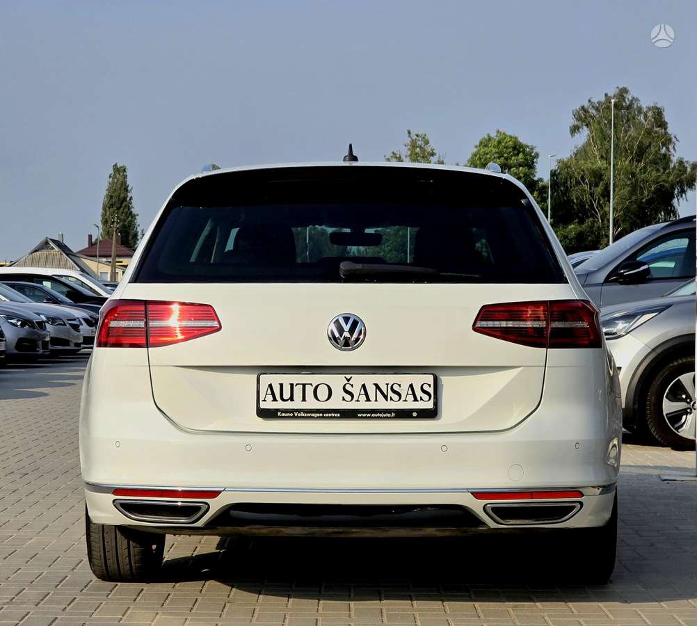 Volkswagen Passat - 9