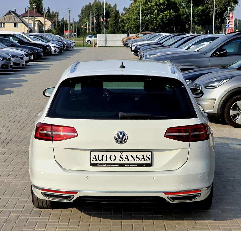 Volkswagen Passat - 10