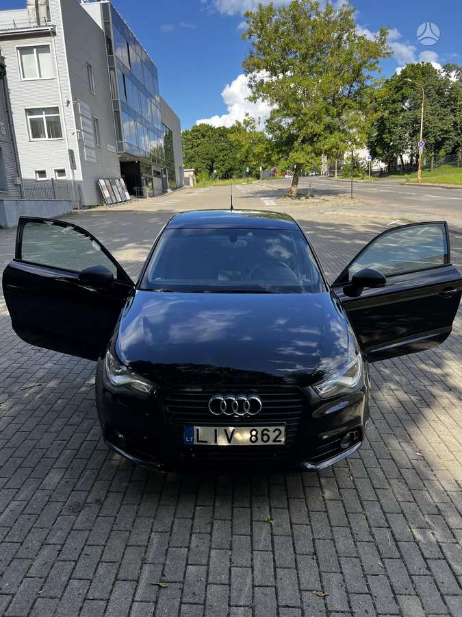 Audi A1, 1.6 l., hatchback