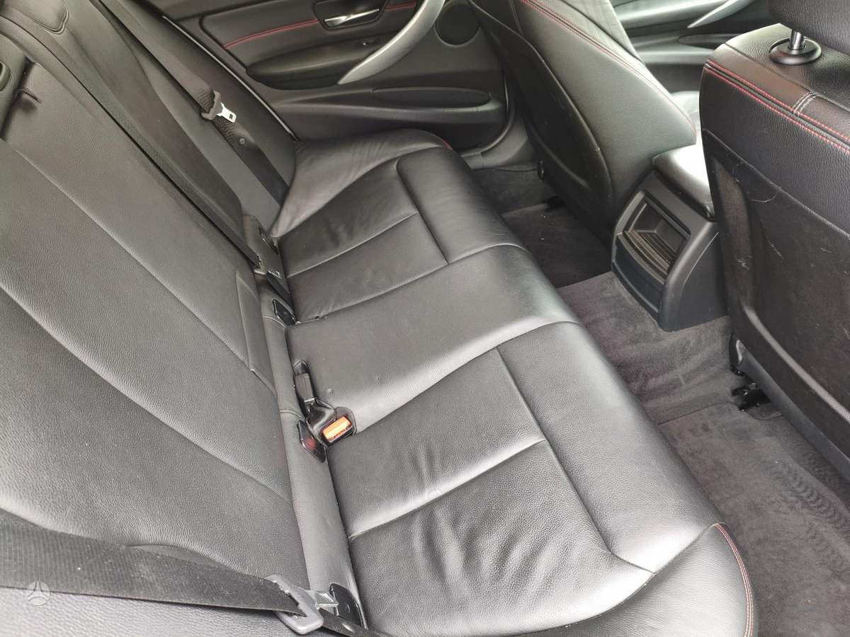 BMW 320, 2.0 l., wagon