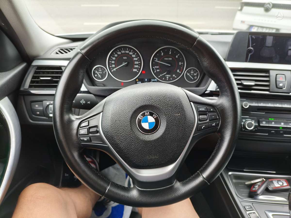 BMW 320, 2.0 l., wagon