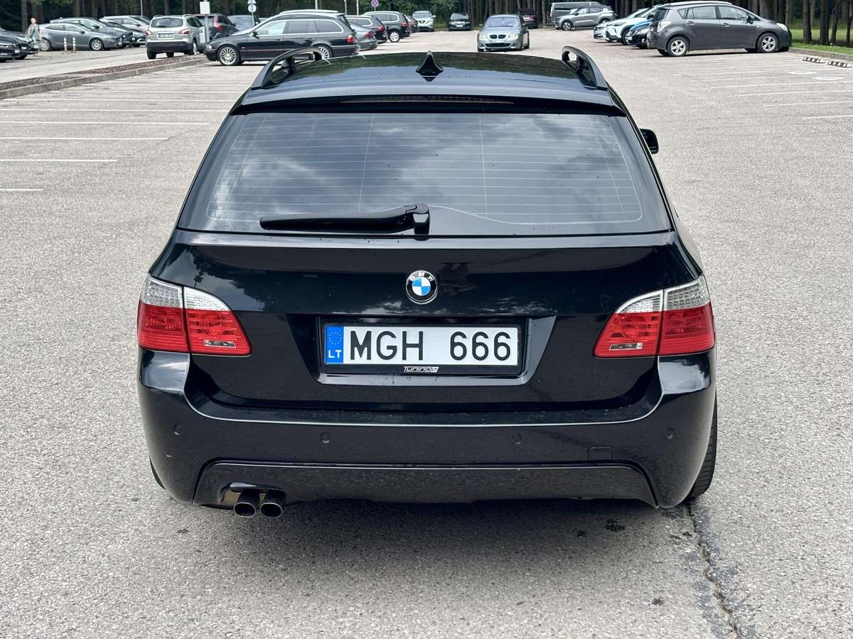 BMW 525, 3.0 l., Универсал