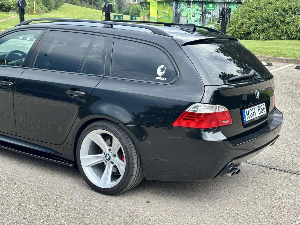 BMW 525, 3.0 l., Универсал