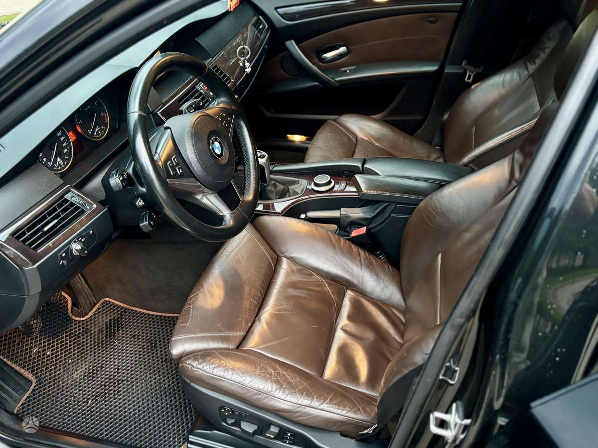 BMW 525, 3.0 l., Универсал