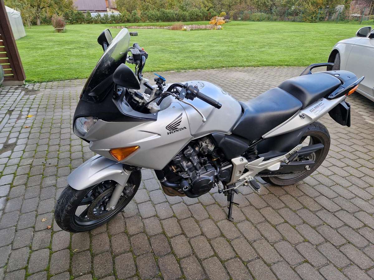 Honda CBF 600cc, street / classic